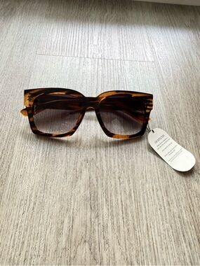 otra alba tortoise shell brown oversized squared statement sunglasses eyewear
